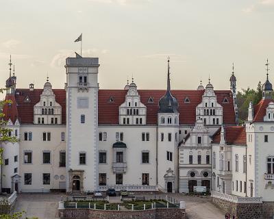 Carwitz 2013-17  Ansicht Schlosshof - Schloss Boitzenburg