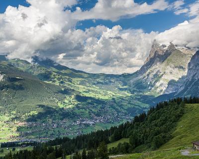 Schweiz2016-112 Blick über Grindelwald - mächtig beeindruckend die Dimensionen