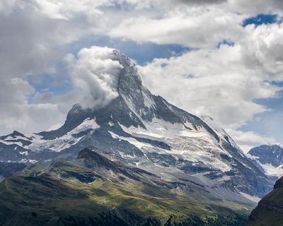 Schweiz2016-109 Dampfendes Matterhorn