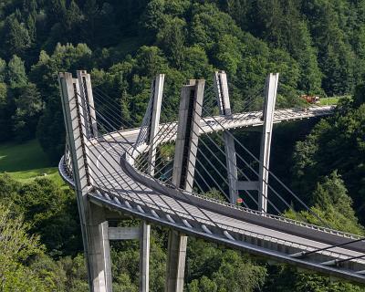 Schweiz_2017-2 Autobrücke bei Klosters Platz